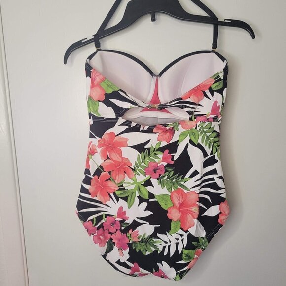 Tommy Bahama One Piece Tropical Built In Support Swimsuit - Picture 8 of 10